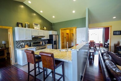93 Riverview Ln, Gallatin Gateway, MT 59730 - photo 4