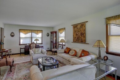 2005 Oakhurst Pkwy, Oakhurst, NJ 07755 - photo 7