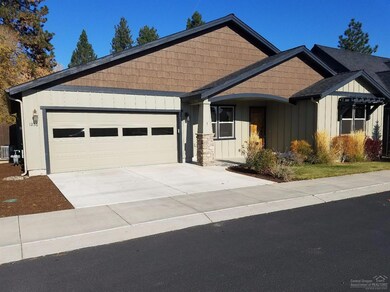 1236 NE Shane Ln, Bend, OR 97701 - photo 2