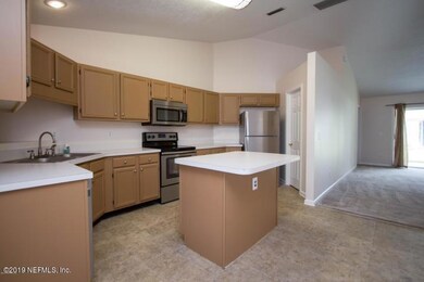 1515 Walnut Creek Dr, Fleming Island, FL 32003 - photo 4