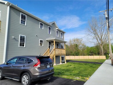 253 Olo St, Woonsocket, RI 02895 - photo 4