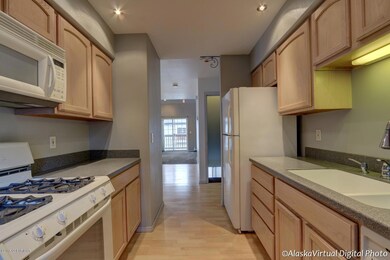 Dazzling kitchen