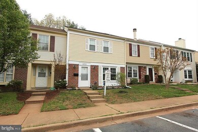 8993 Bonham Cir, Manassas, VA 20110 - photo 2
