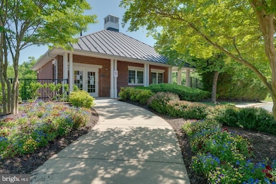 9724 Holmes Place unit 203, Manassas Park, VA 20111 - photo 2