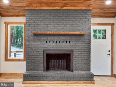 348 Sleepyview Ln, Berkeley Springs, WV 25411 - photo 6