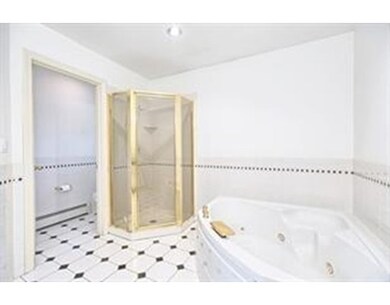 1107 Salem St, Lynn, MA 01904 - photo 4