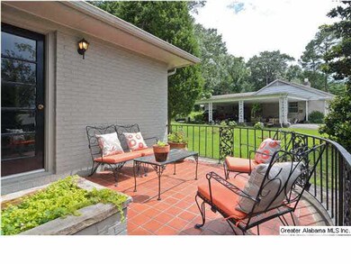 Wonderful balcony for relaxing & entertaining frie
