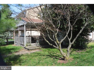 530 W 6th St, Lansdale, PA 19446 - photo 4