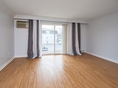 655 Plantation St unit 17 Bldg B, Worcester, MA 01605 - photo 5