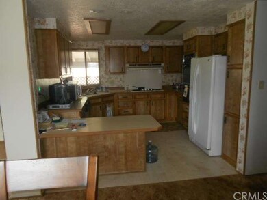 kitchen full view
