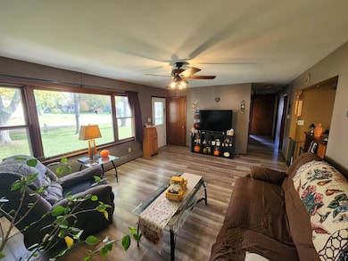 328 2nd St, Breckenridge, MI 48615 - photo 7