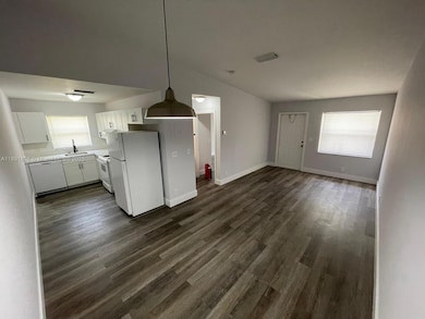 5040 Sanctuary Way unit B, West Palm Beach, FL 33417 - photo 4