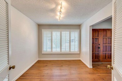 ManhattonDiningShutters