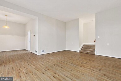 18607 Walkers Choice Rd unit 2, Montgomery Village, MD 20886 - photo 6