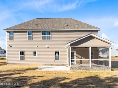 1075 Buckley Dr, Grimesland, NC 27837 - photo 6