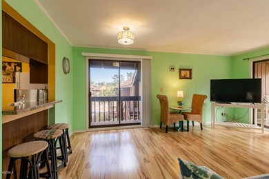 Family room 1.1
