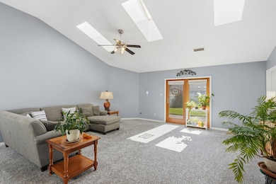 239 Laura Ln, Hobart, IN 46342 - photo 5