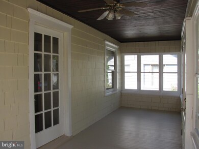 135 E Pine St, Audubon, NJ 08106 - photo 3