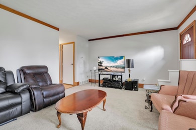 3284 Valley Ln S unit Z10, Columbus, OH 43231 - photo 3