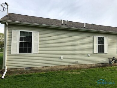 409 E Church St, West Unity, OH 43570 - photo 3