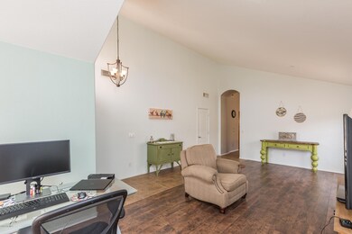 5) FORMAL LIVING