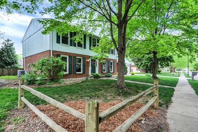 1015 Tanbark St, Columbus, IN 47203 - photo 2