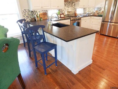 9 Maria Ln, Saratoga Springs, NY 12866 - photo 3