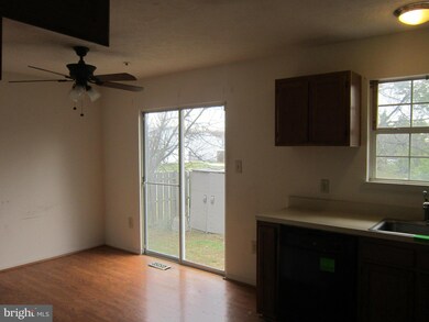 2824 Crestwick Place, District Heights, MD 20747 - photo 4