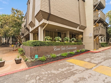 4859 Cedar Springs Rd unit 240, Dallas, TX 75219 - photo 2