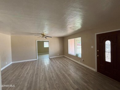 2626 Jackson Ave, El Paso, TX 79930 - photo 2