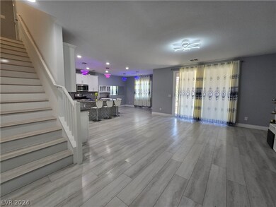 6829 Chargehand Ave, Las Vegas, NV 89156 - photo 4