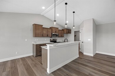 3660 Mclain Way, Hiawatha, IA 52233 - photo 7