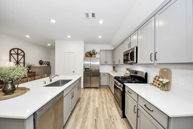 31703 Daisy Draper Ln, Hockley, TX 77447 - photo 3