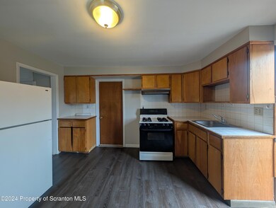 517 Cedar Ave unit 4, Scranton, PA 18505 - photo 2
