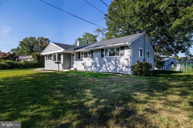 1104 Laurel Rd, Beverly, NJ 08010 - photo 2