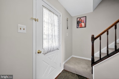19143 Broadwater Way, Gaithersburg, MD 20879 - photo 2
