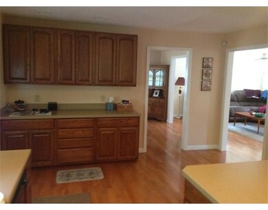 14 Ware St, Palmer, MA 01069 - photo 6