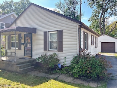 986 Hammel St, Akron, OH 44306 - photo 2