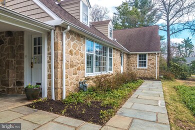 526 E Gravers Ln, Glenside, PA 19038 - photo 4