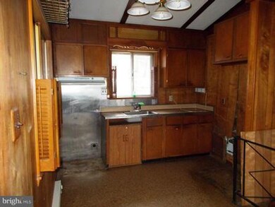 22 Oakridge Dr, Harpers Ferry, WV 25425 - photo 3