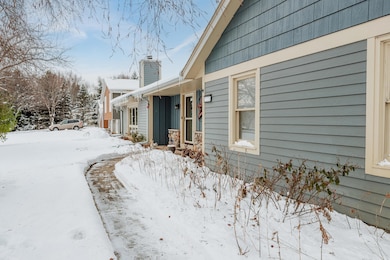 25326 W Loomis Rd, Waterford, WI 53185 - photo 7