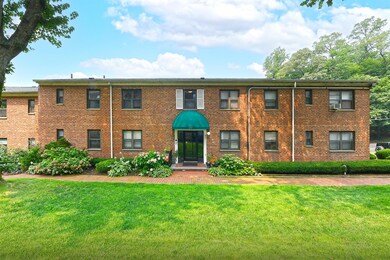 317 Main St unit A, Roslyn, NY 11576 - photo 2