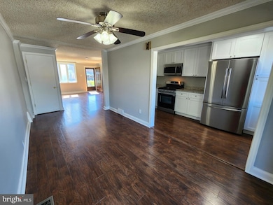 32 Briarcliffe Rd, Glenolden, PA 19036 - photo 4