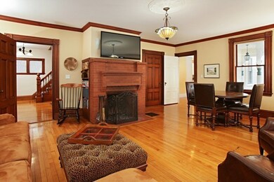 8 Haskell St, Lexington, MA 02420 - photo 3