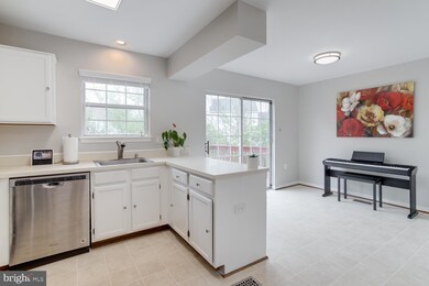 8 Brimley Ct, Reisterstown, MD 21136 - photo 6