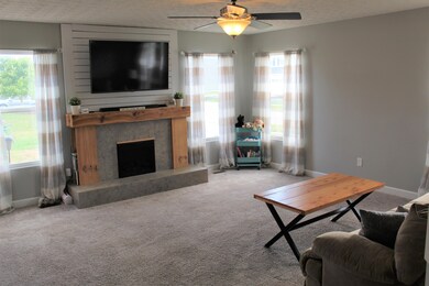 1490 Atwater Ave, Circleville, OH 43113 - photo 7