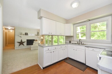 006-3810-winding-way-kalamazoo-mi-49004