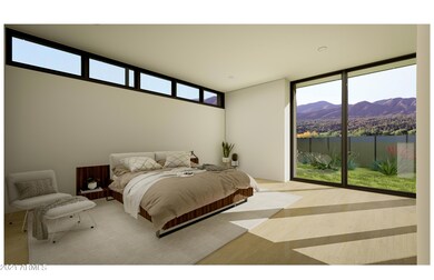 OWNER'S BEDROOM