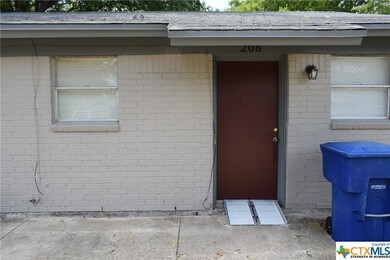 208 E Reagan Ave, Copperas Cove, TX 76522 - photo 2