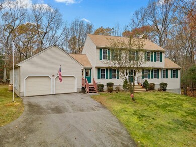 108 Chamberlain Rd, Uxbridge, MA 01569 - photo 4